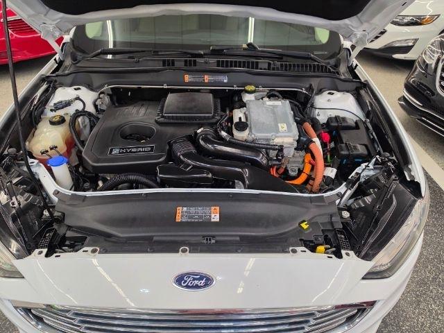 Ford Fusion Hybrid SE FWD 2018