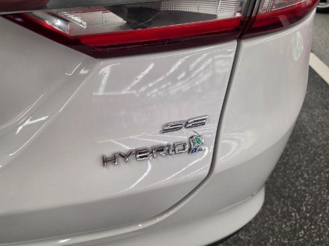 Ford Fusion Hybrid SE FWD 2018