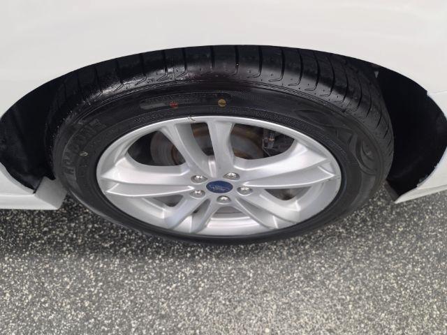 Ford Fusion Hybrid SE FWD 2018