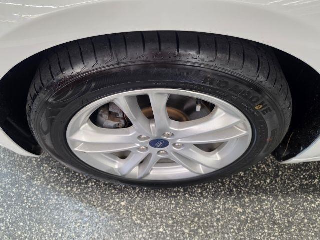 Ford Fusion Hybrid SE FWD 2018