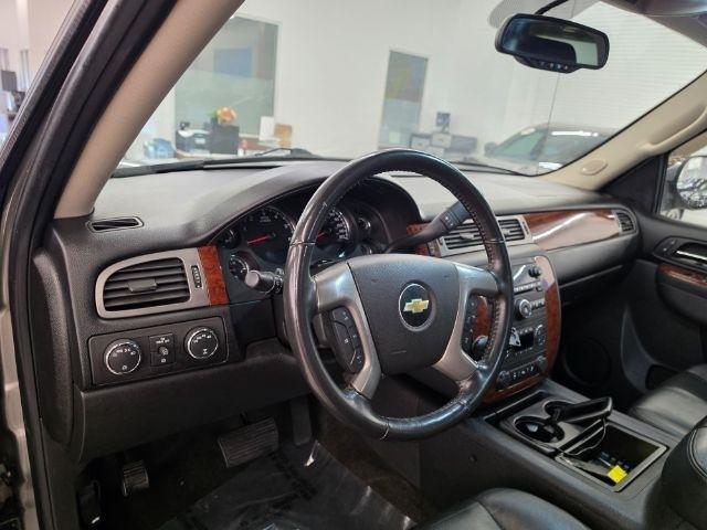 Chevrolet Avalanche 4WD Crew Cab LT 2012