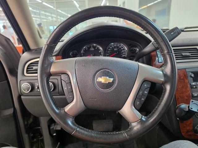 Chevrolet Avalanche 4WD Crew Cab LT 2012