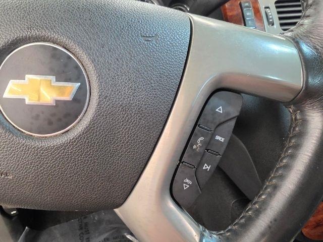 Chevrolet Avalanche 4WD Crew Cab LT 2012
