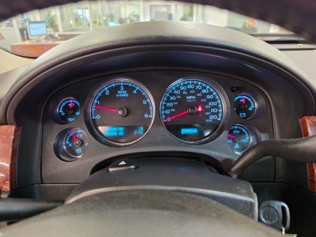 Chevrolet Avalanche 4WD Crew Cab LT 2012