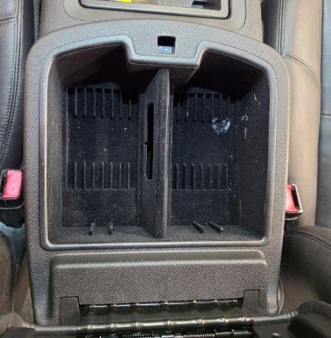 Chevrolet Avalanche 4WD Crew Cab LT 2012