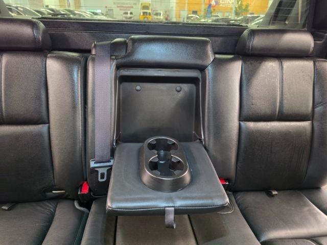 Chevrolet Avalanche 4WD Crew Cab LT 2012