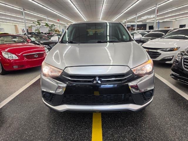 Mitsubishi Outlander Sport ES 2.0 CVT 2019
