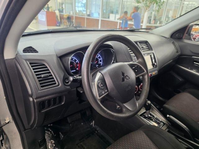 Mitsubishi Outlander Sport ES 2.0 CVT 2019