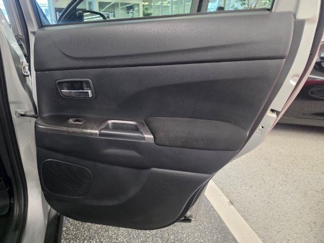 Mitsubishi Outlander Sport ES 2.0 CVT 2019
