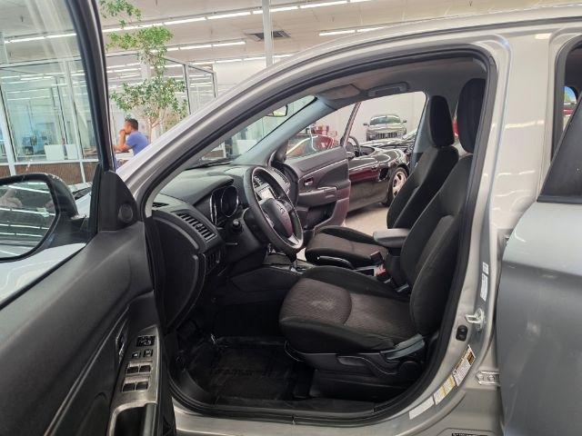 Mitsubishi Outlander Sport ES 2.0 CVT 2019