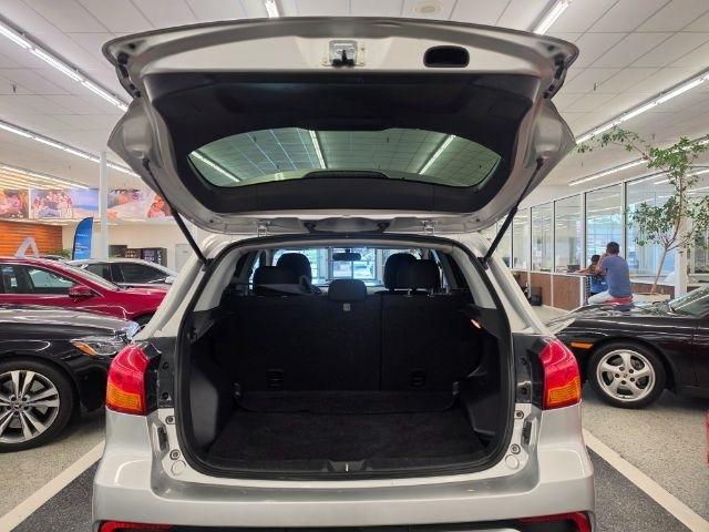 Mitsubishi Outlander Sport ES 2.0 CVT 2019