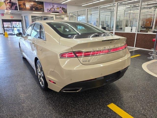 Lincoln MKZ 4dr Sdn FWD 2015