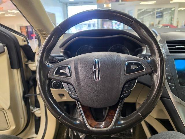 Lincoln MKZ 4dr Sdn FWD 2015