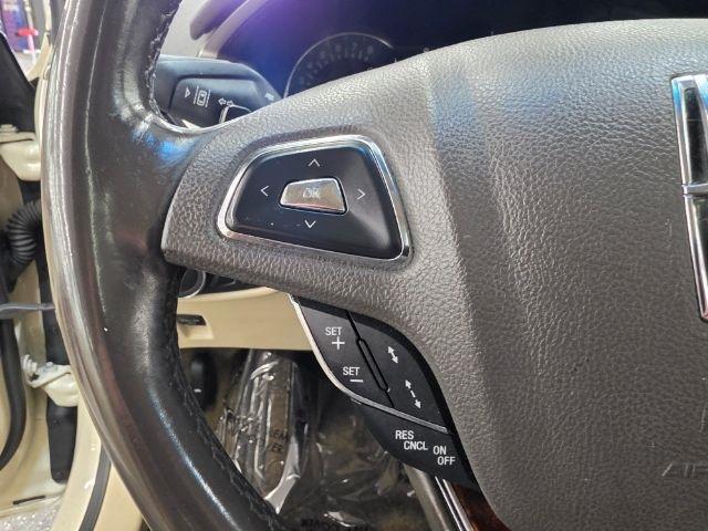Lincoln MKZ 4dr Sdn FWD 2015