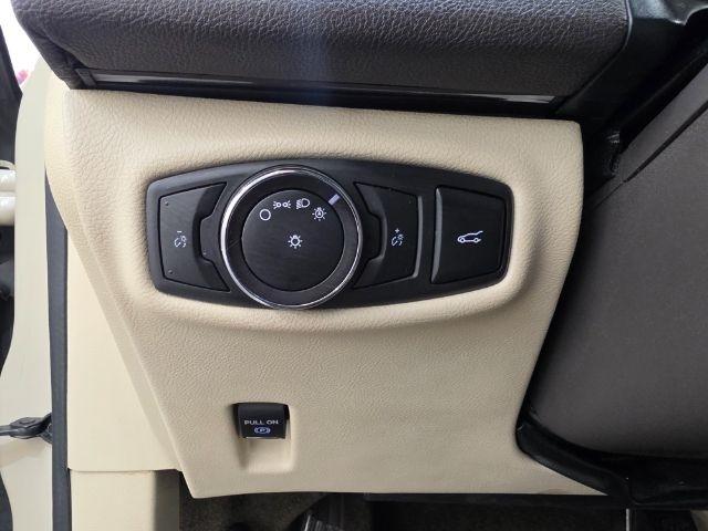 Lincoln MKZ 4dr Sdn FWD 2015