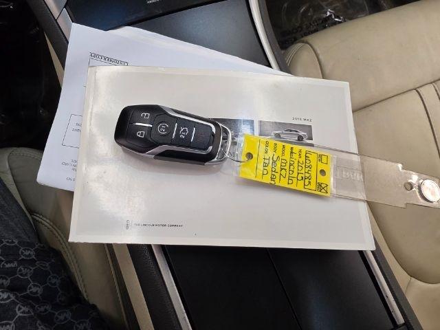 Lincoln MKZ 4dr Sdn FWD 2015