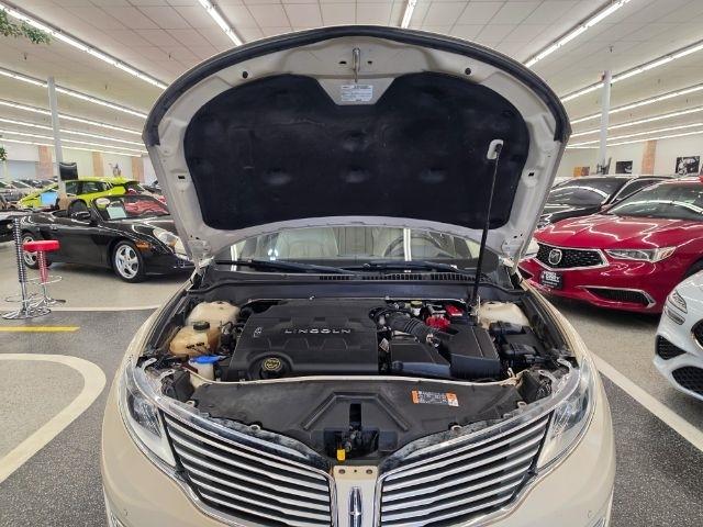 Lincoln MKZ 4dr Sdn FWD 2015