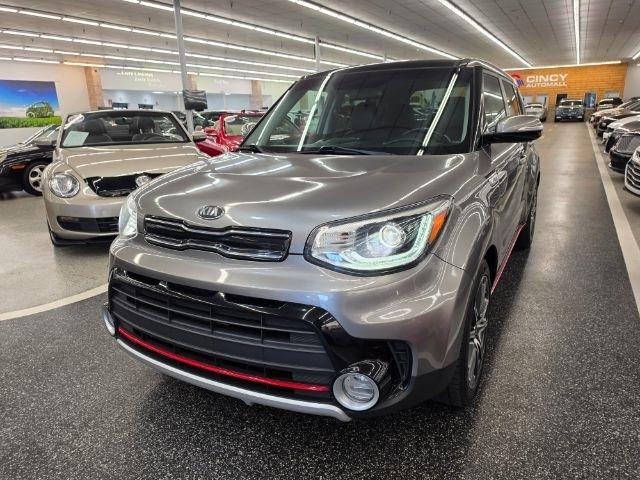 2017 Kia Soul ! Auto