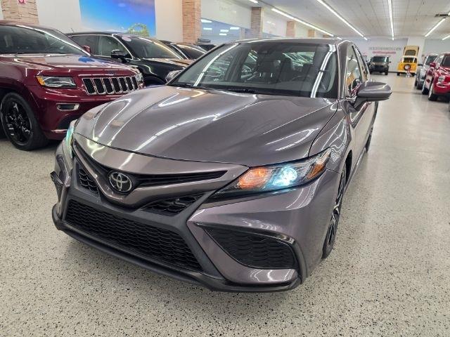 2021 Toyota Camry SE Auto (Natl)