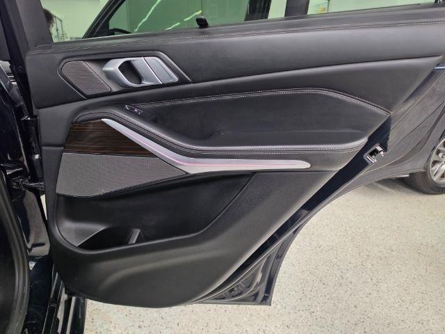 BMW X5 photo 32