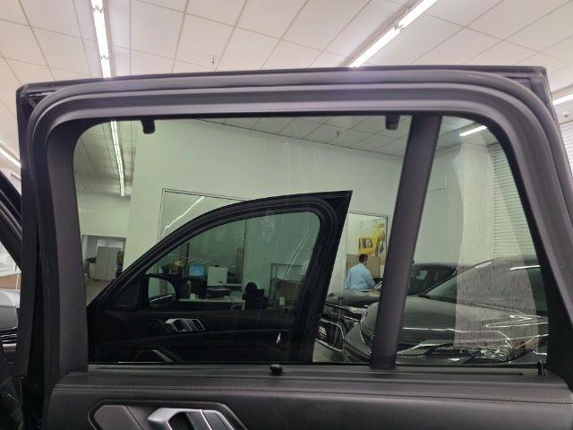 BMW X5 photo 34