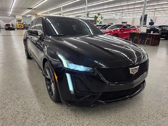Cadillac CT5 photo 4