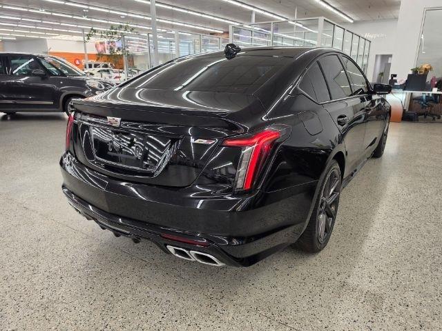 Cadillac CT5 photo 5
