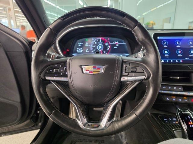 Cadillac CT5 photo 11