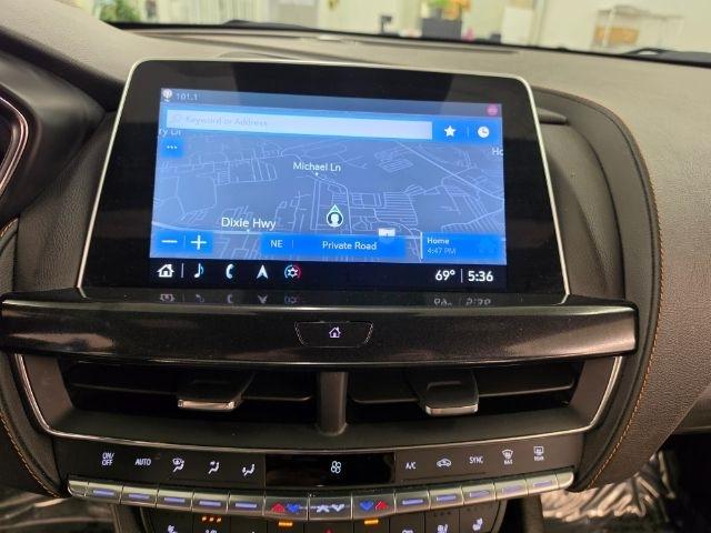 Cadillac CT5 photo 20