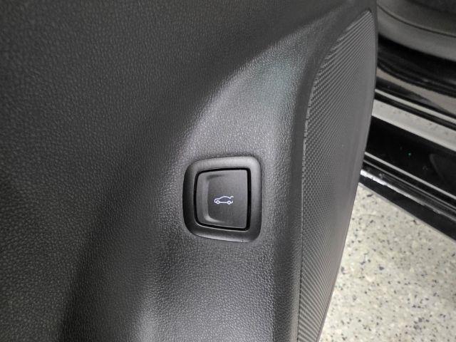 Cadillac CT5 photo 35