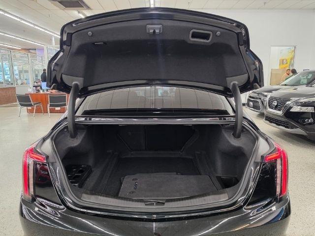 Cadillac CT5 photo 47