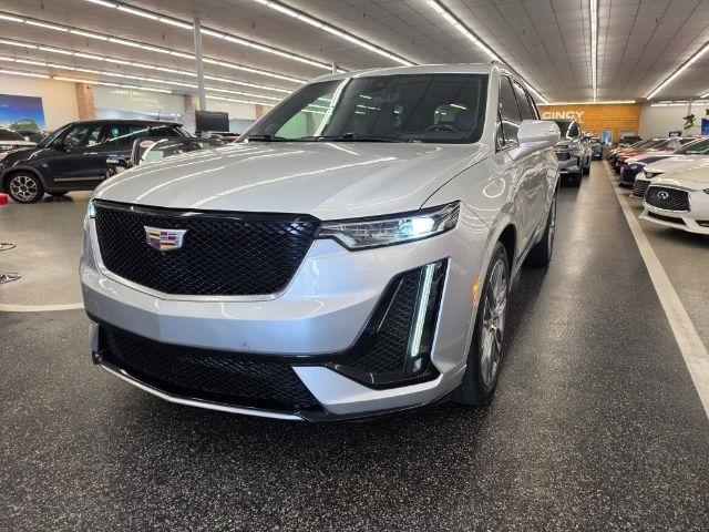 Cadillac XT6 photo 2