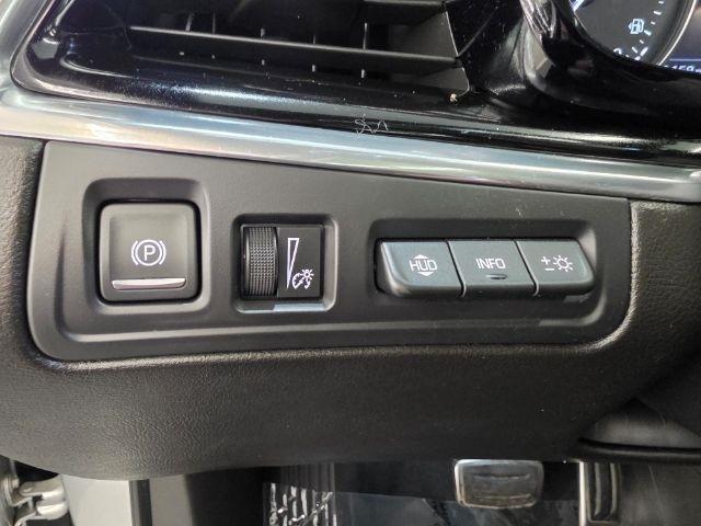 Cadillac XT6 photo 14