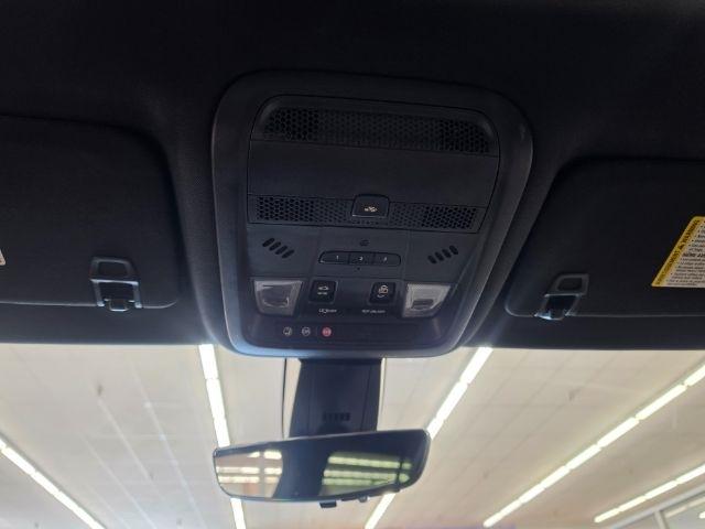 Cadillac XT6 photo 26