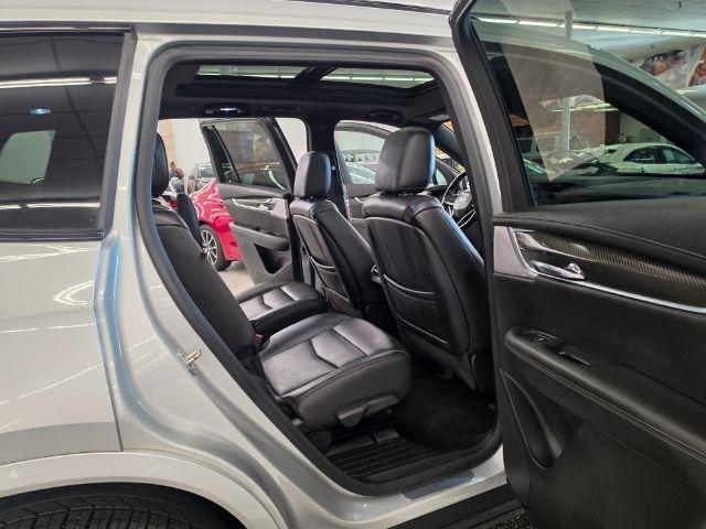 Cadillac XT6 photo 38