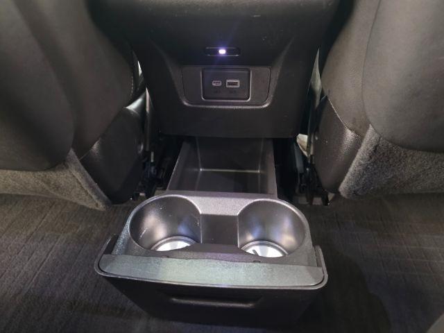 Cadillac XT6 photo 43