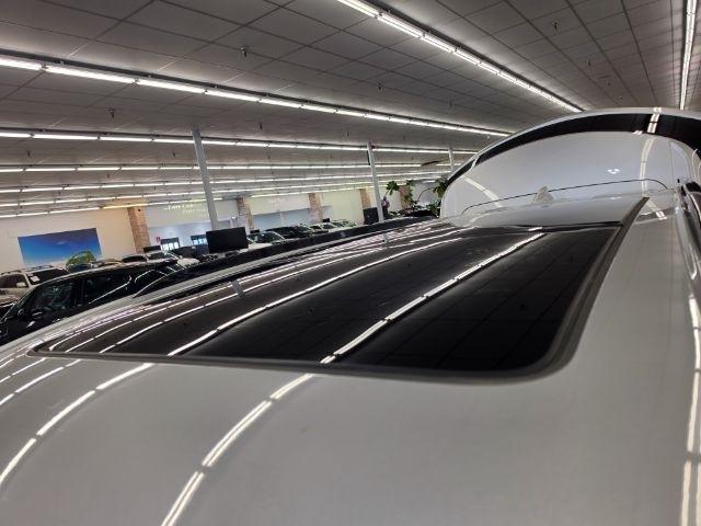 Cadillac XT6 photo 45