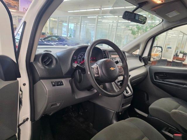 Chevrolet City Express photo 8