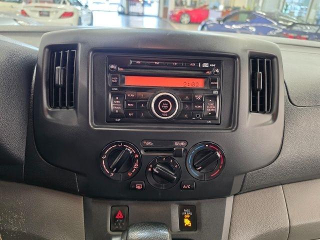 Chevrolet City Express photo 15