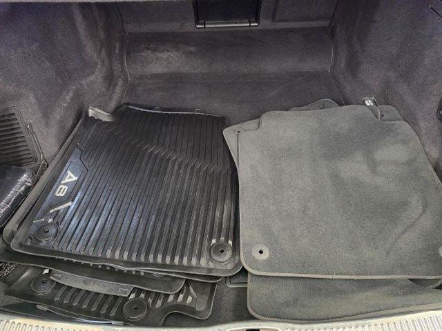 Audi A8 photo 48