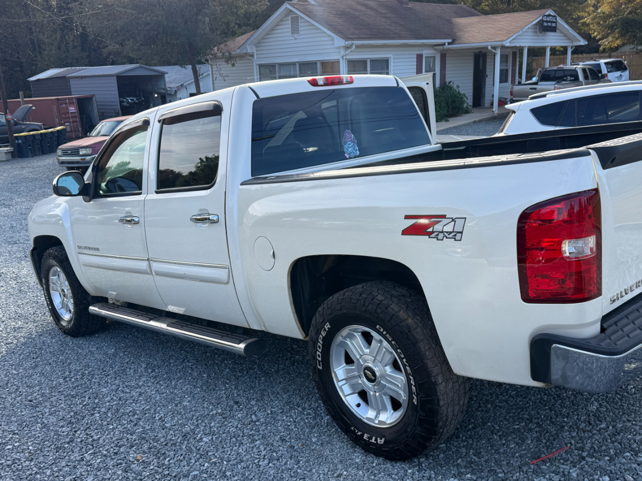 Chevrolet Silverado 1500 1LZ Crew Cab Long Box 4WD 2013 Chevrolet Silverado 1500 1LZ Crew Cab Long Box 4WD 2013
