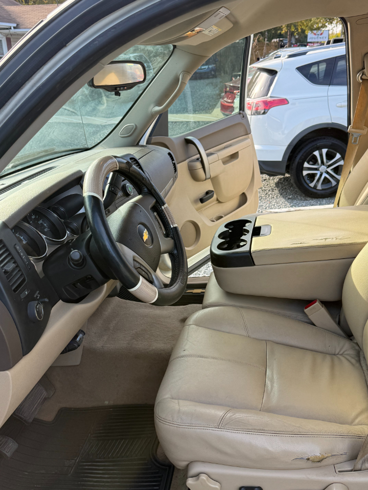 Chevrolet Silverado 1500 1LZ Crew Cab Long Box 4WD 2013 Chevrolet Silverado 1500 1LZ Crew Cab Long Box 4WD 2013