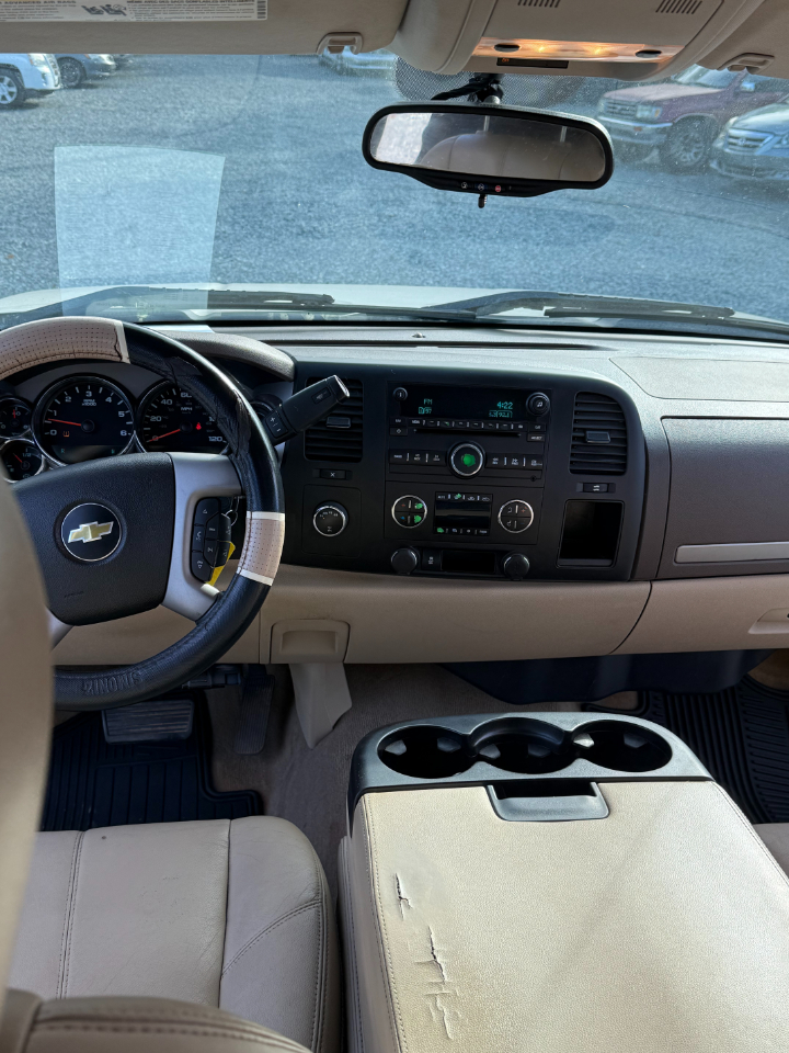 Chevrolet Silverado 1500 1LZ Crew Cab Long Box 4WD 2013 Chevrolet Silverado 1500 1LZ Crew Cab Long Box 4WD 2013