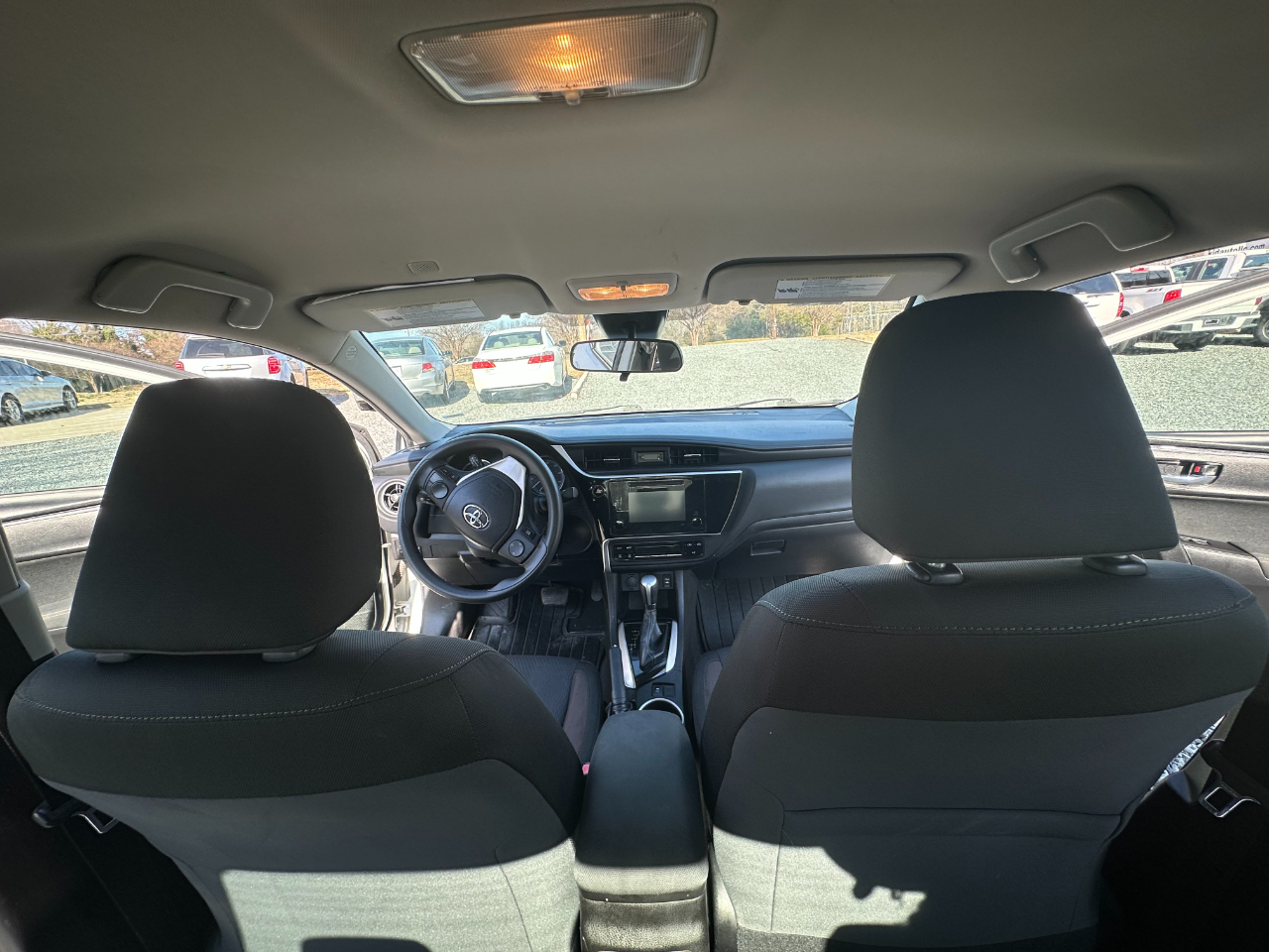 Toyota Corolla XLE CVT 2019