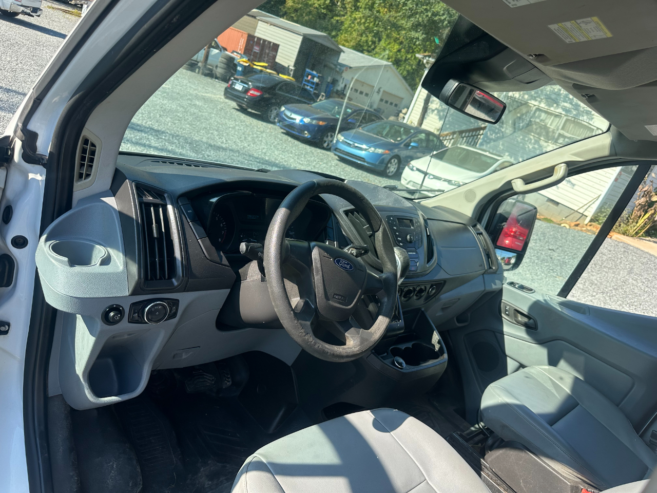 Ford Transit 250 Van Low Roof 60/40 Pass. 148-in. WB 2017