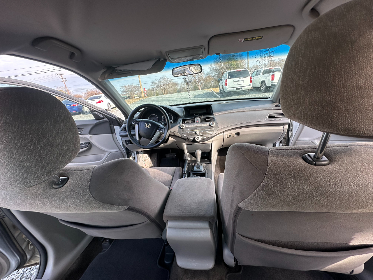 Honda Accord LX sedan AT 2010