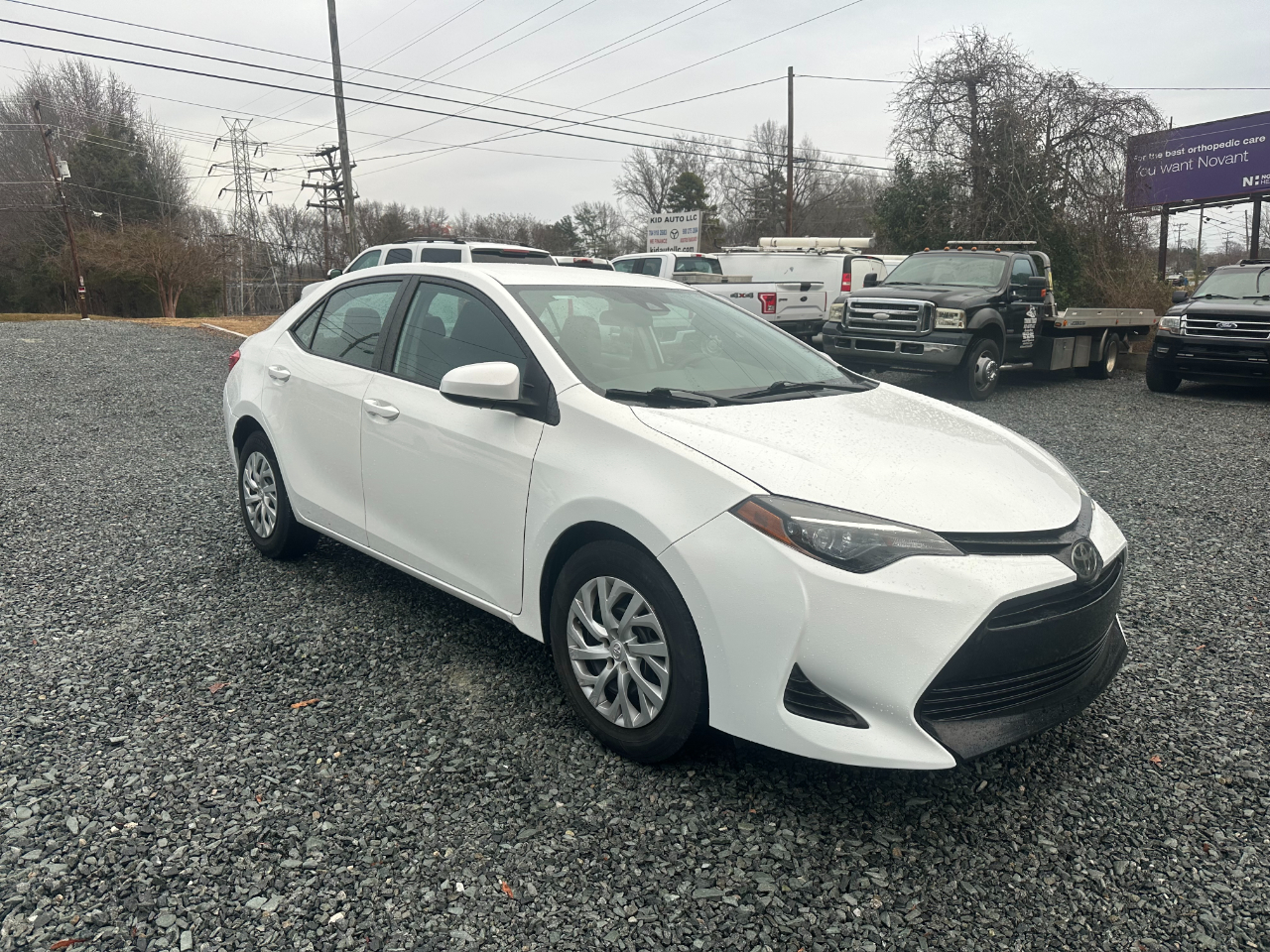Toyota Corolla XLE CVT 2019