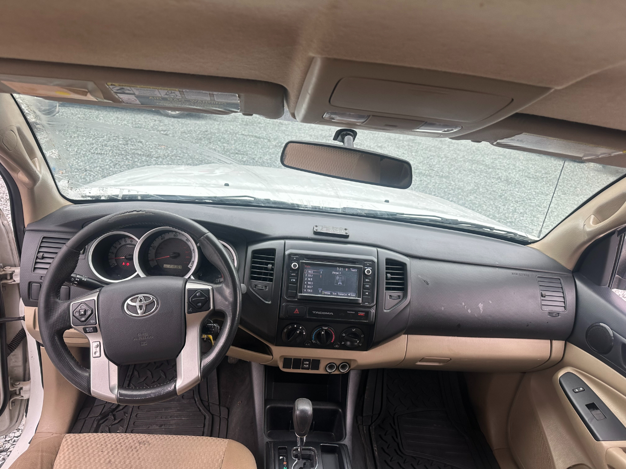 Toyota Tacoma PreRunner Double Cab I4 4AT 2WD 2015