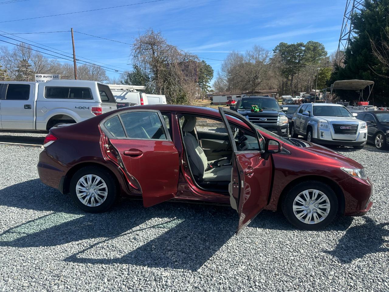 Honda Civic LX Sedan 5-Speed AT 2013