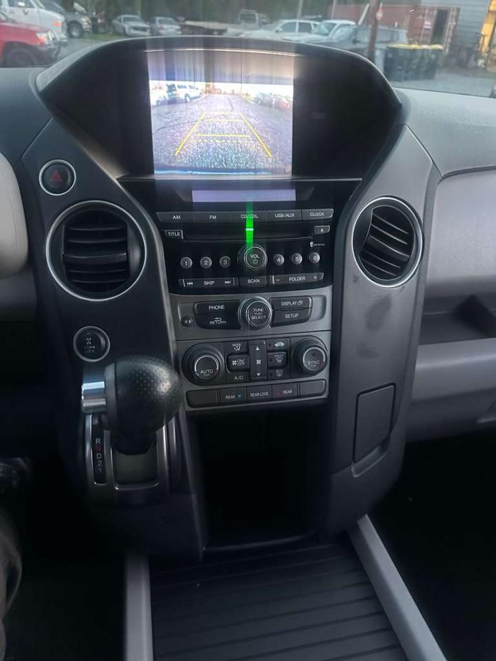 Honda Pilot LX 4WD 5-Spd AT 2015